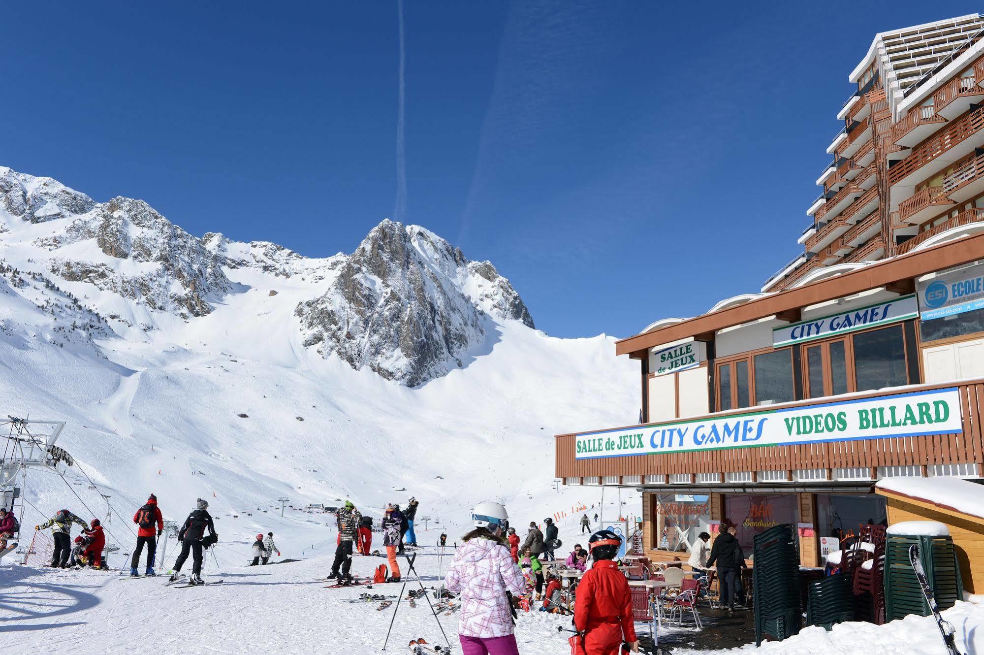 Pierre & Vacances Residence Le Montana La Mongie Exteriör bild